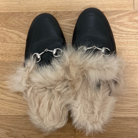 Faux Gucci Furry Princetown Style Loafer - Picture 1 of 3